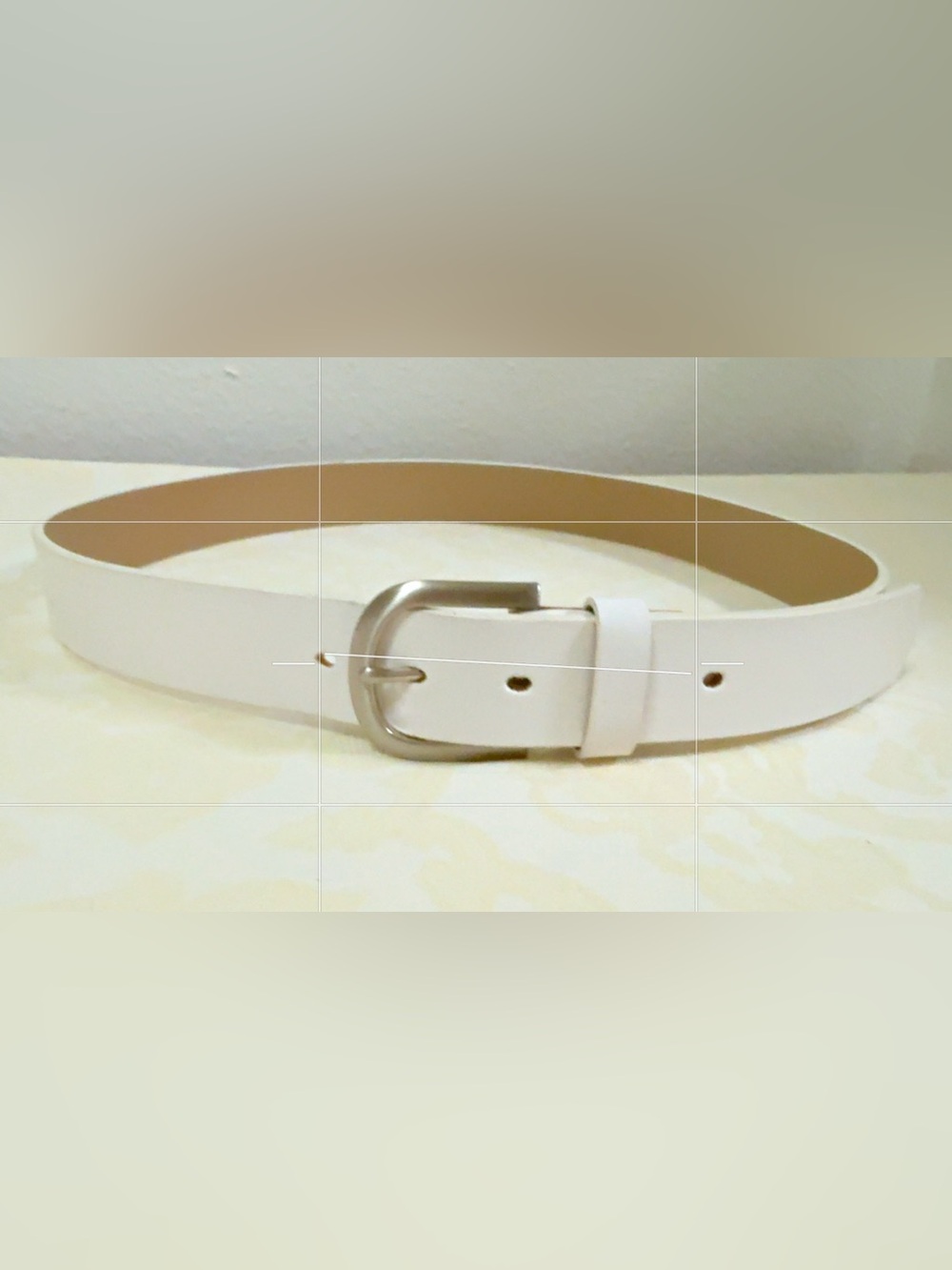 White Minimalist Belt Silver Buckle Size M/L 41”